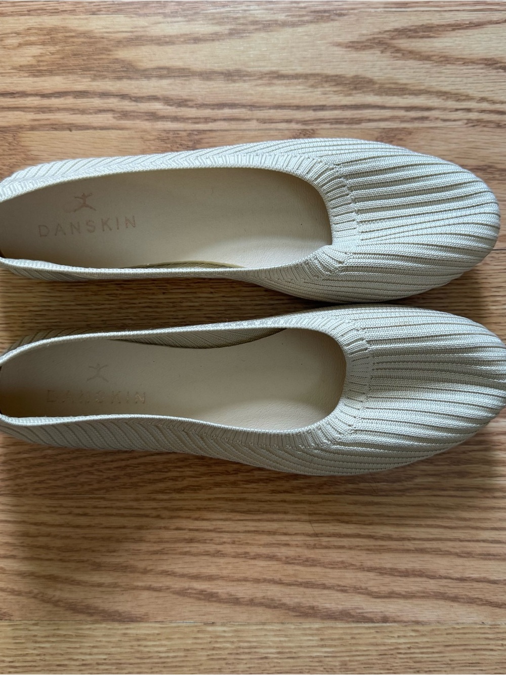 Danskin Women's Neutral Ivory Knit Ballet Flats